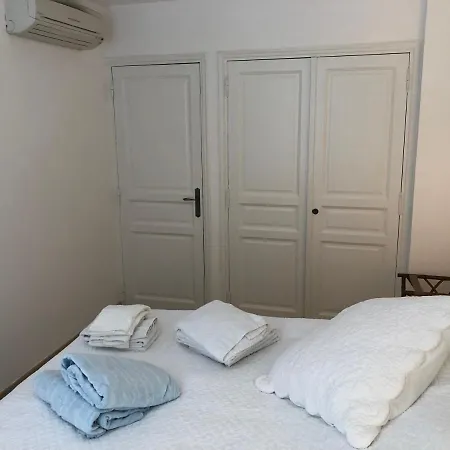 בית נופש Charmantes Haus Im Golf Club Tropez *