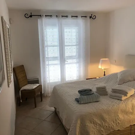 Charmantes Haus Im Golf Club Tropez Saint-Tropez