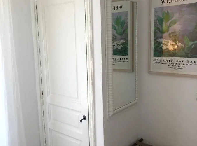 Charmantes Haus Im Golf Club Tropez