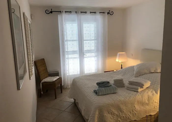 Charmantes Haus Im Golf Club Tropez Saint-Tropez